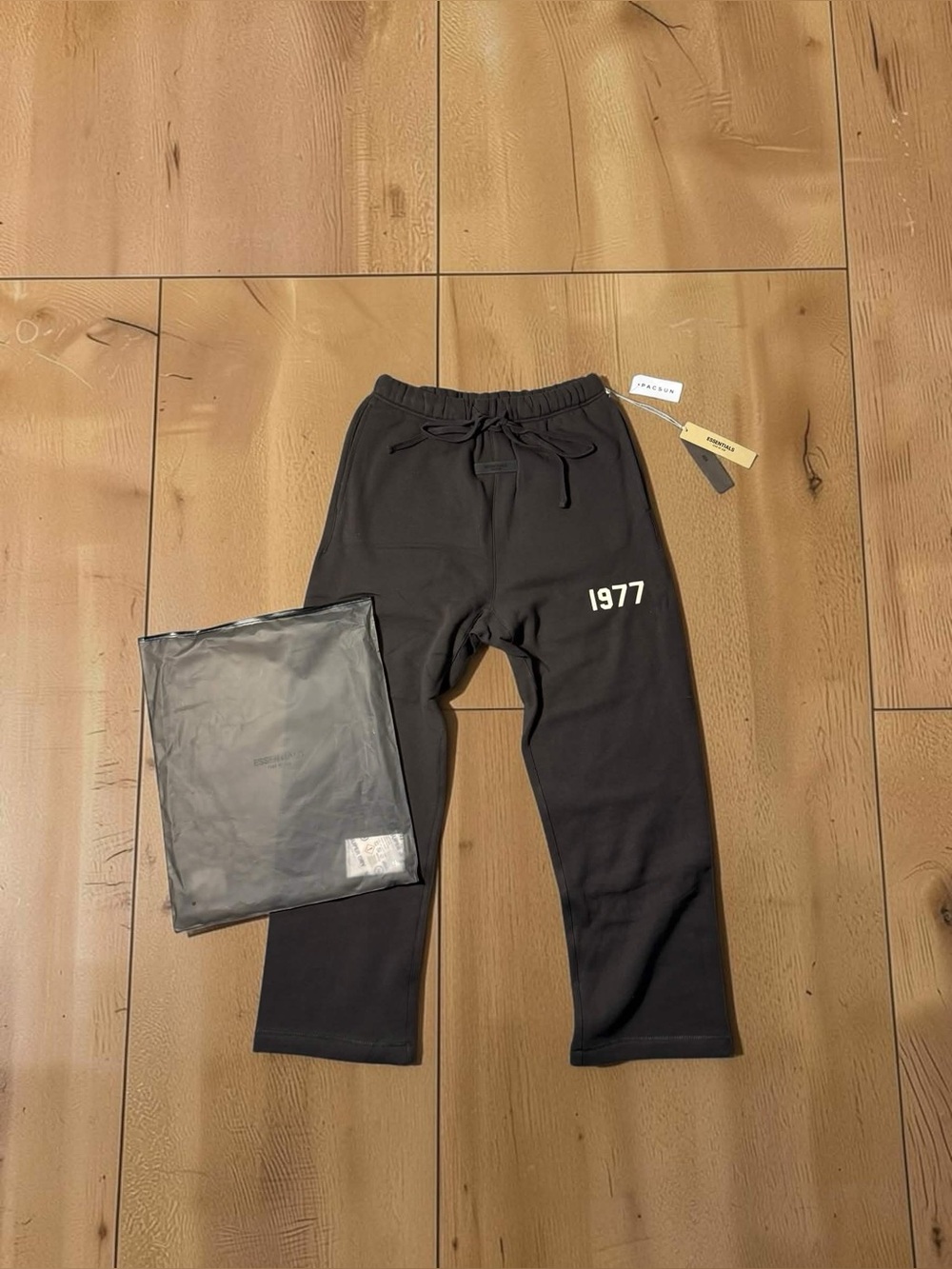 Fear Of God Essentials Uncuff 1977 Pants